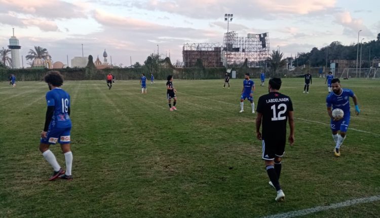 اسوان وبيراميدز، اسوان، بيراميدز