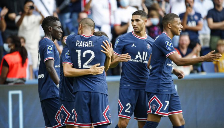 بث مباشر، باريس سان جيرمان، باريس سان جيرمان وليون، الدورى الفرنسي، ميسي، ليونيل ميسى، يلاشوت، كورة اون لاين