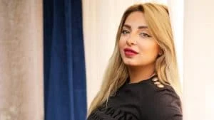 مي حلمي، مي حلمي بتاعة الراديو، مي حلمي واحمد صالح، قناة الحدث، برنامج الحكم، اخبار مي حلمي، ايقاف كي حلمي، التحقيق مع مي حلمي
