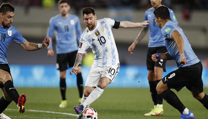 الأرجنتين، تصفيات كأس العالم، ميسي،أورجواي، سواريز