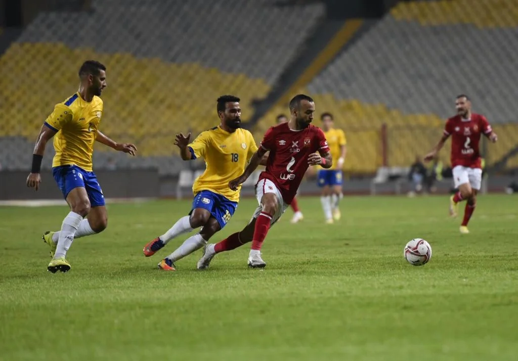بيرسي تاو، الاهلي والاسماعيلي، الاهلي، الدوري الممتاز، افشه، على معلول،اليو ديانج