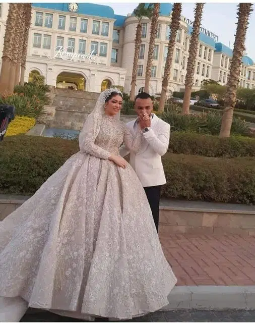 محمد مجدي قفشه وعروسه