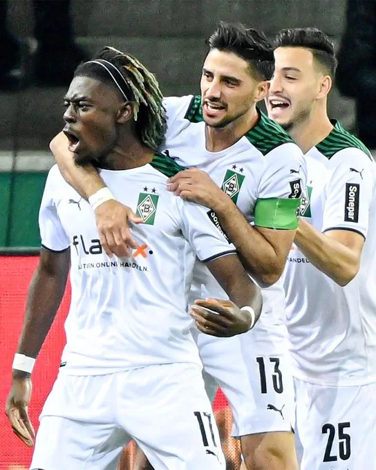 بايرن ميونخ،بايرن ميونخ وبوروسيا مونشنغلادباخ،بيريل، بايرن ميونخ، كاس المانيا