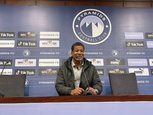 ايسترن كومباني، بيراميدز، الدوري