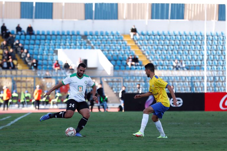 يشهد الدوري السعودي في الموسم الحالي من نفسك كبيره وقويه بين كل من الهلال حامل اللقب و اهل جده والنصر الاتحاد والتعاون والشباب حيث يرغب كل منهما في المنافسه على لقب الدوري السعودي في الموسم الجديد من دوري الامير محمد بن سلمان لكره القدم للمحترفين.