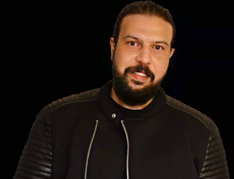 عمرو جمال علام