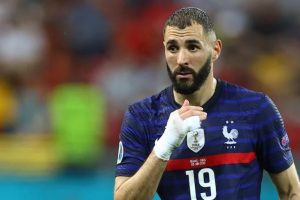 تقارير: بنزيما يغادر مران منتخب فرنسا قبل مواجهة أستراليا في كأس العالم