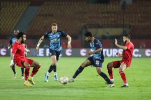 بيراميدز وفيوتشر 4