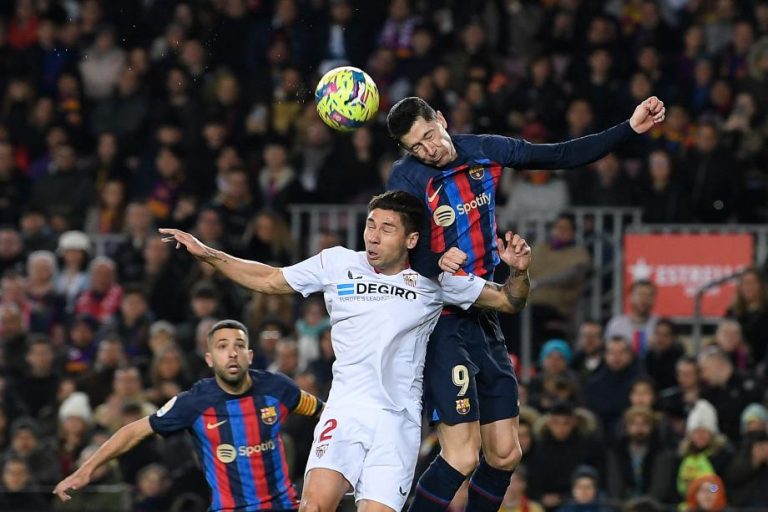 اهداف مباراة برشلونة واشبيلية في الدوري الاسباني