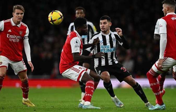 ارسنال ونيوكاسل