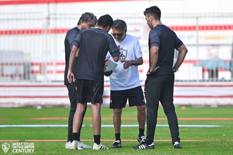 اسوريو وجهازه تدريب