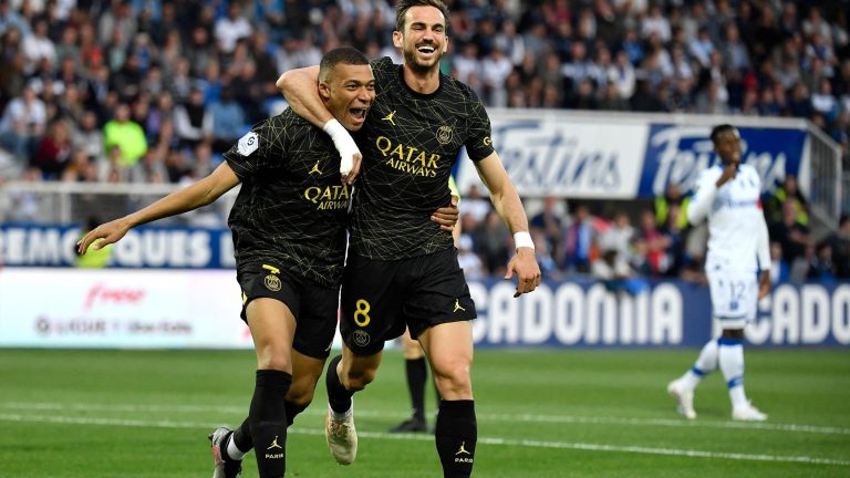 باريس سان جيرمان واوكسير