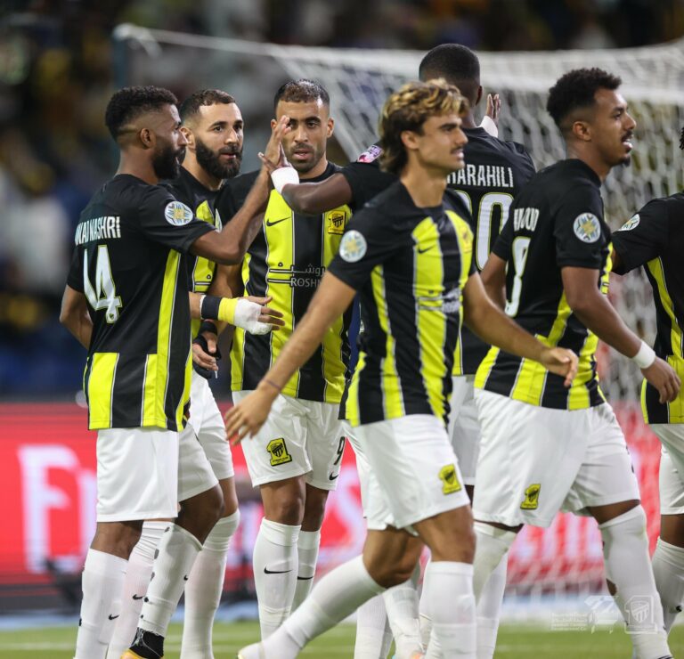 الاتحاد يحتفل