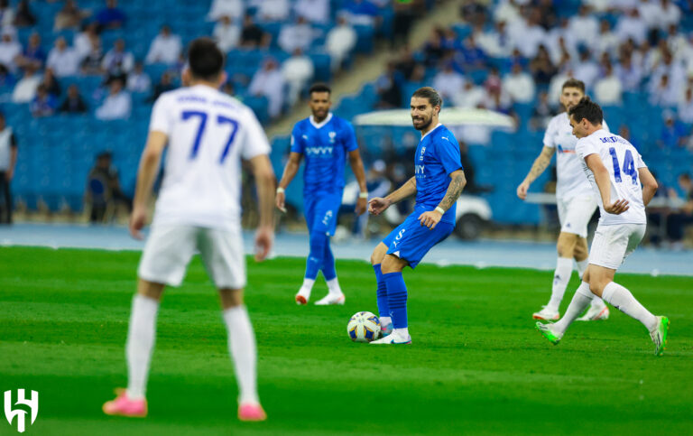 الهلال ونافياخورر