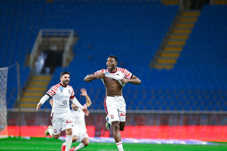 اهداف مباراة الرائد وابها