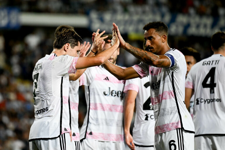 يوفنتوس يحتفل