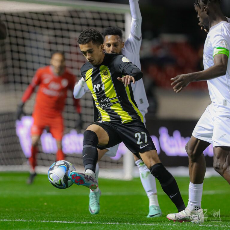 الاتحاد والطائي