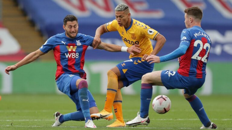 ايفرتون وكريستال