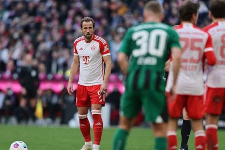 بايرن ميونخ و بروسيا مونشجلاد باخ