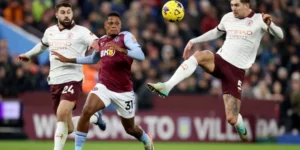 استون فيلا وبورنثموث، الدوري الانجليزي