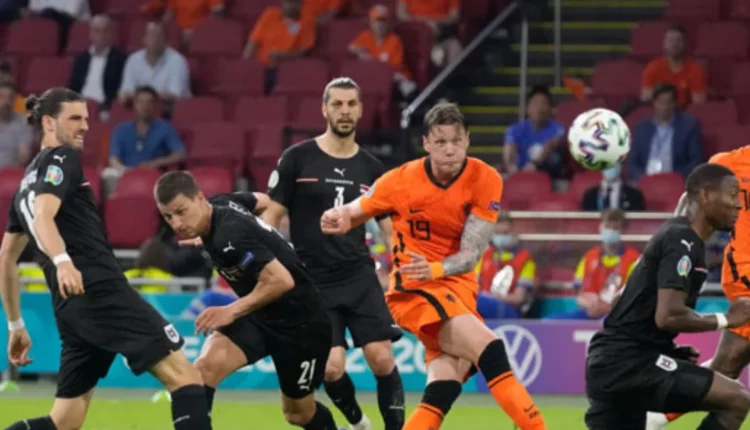 هولندا والنمسا