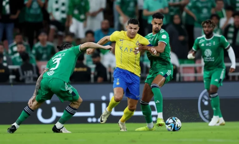 النصر، الاهلي، الاهلي والنصرن النصر والاهلي، مباراة النصر والاهلين كلاسيكو الدوري السعودي، الكرة السعودية، السعودية، دوري روشن، كريستيانو، رونالدو، رياض محرز