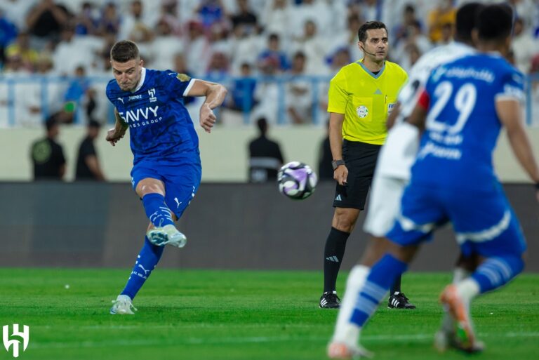 الهلال، الهلال والرياض، الدوري السعودي، دوري روشن، الكرة السعودية، السعودية