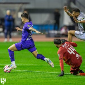 مباراة الهلال والطائي