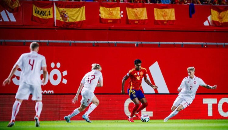 مباراة إسبانيا والدنمارك