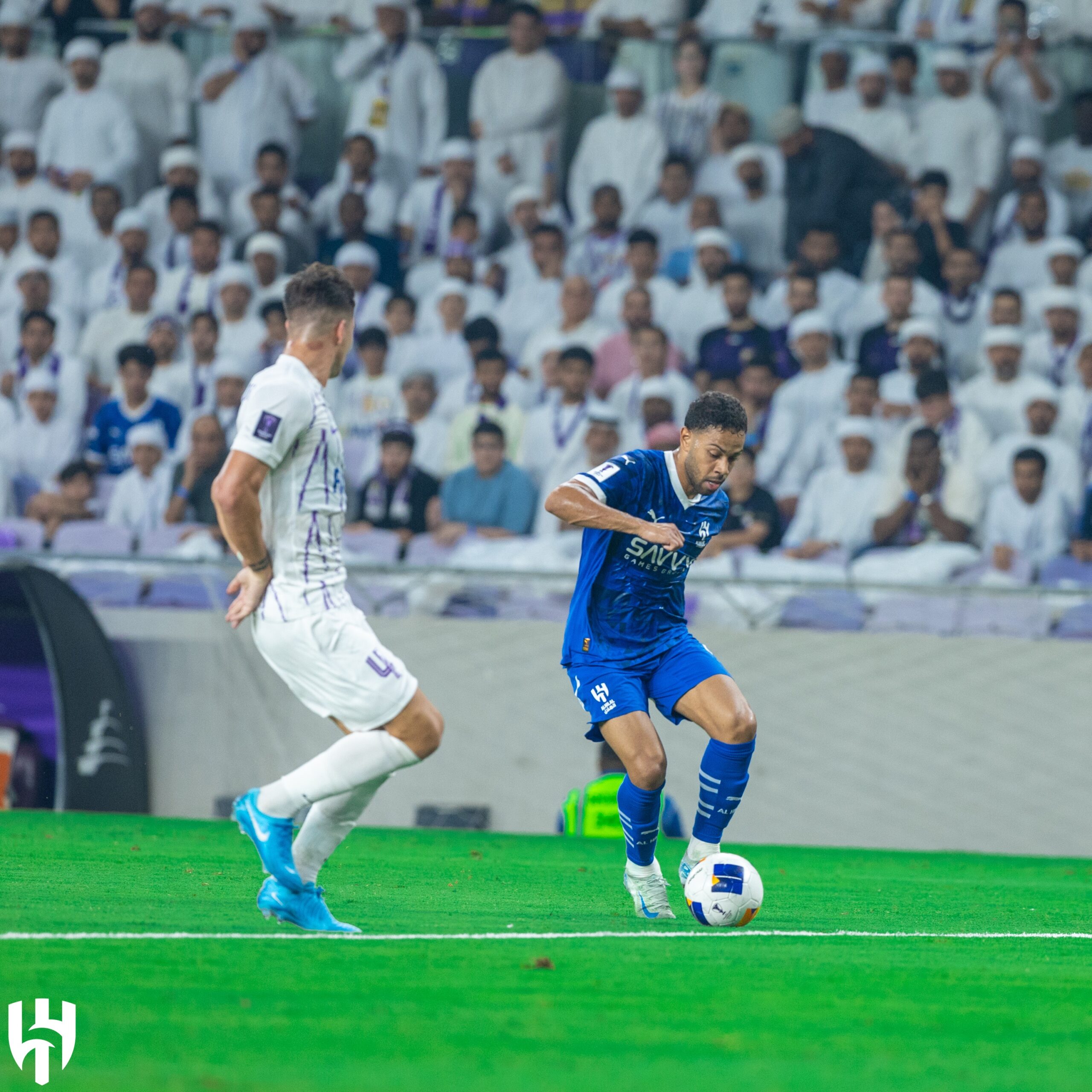 العين والهلال