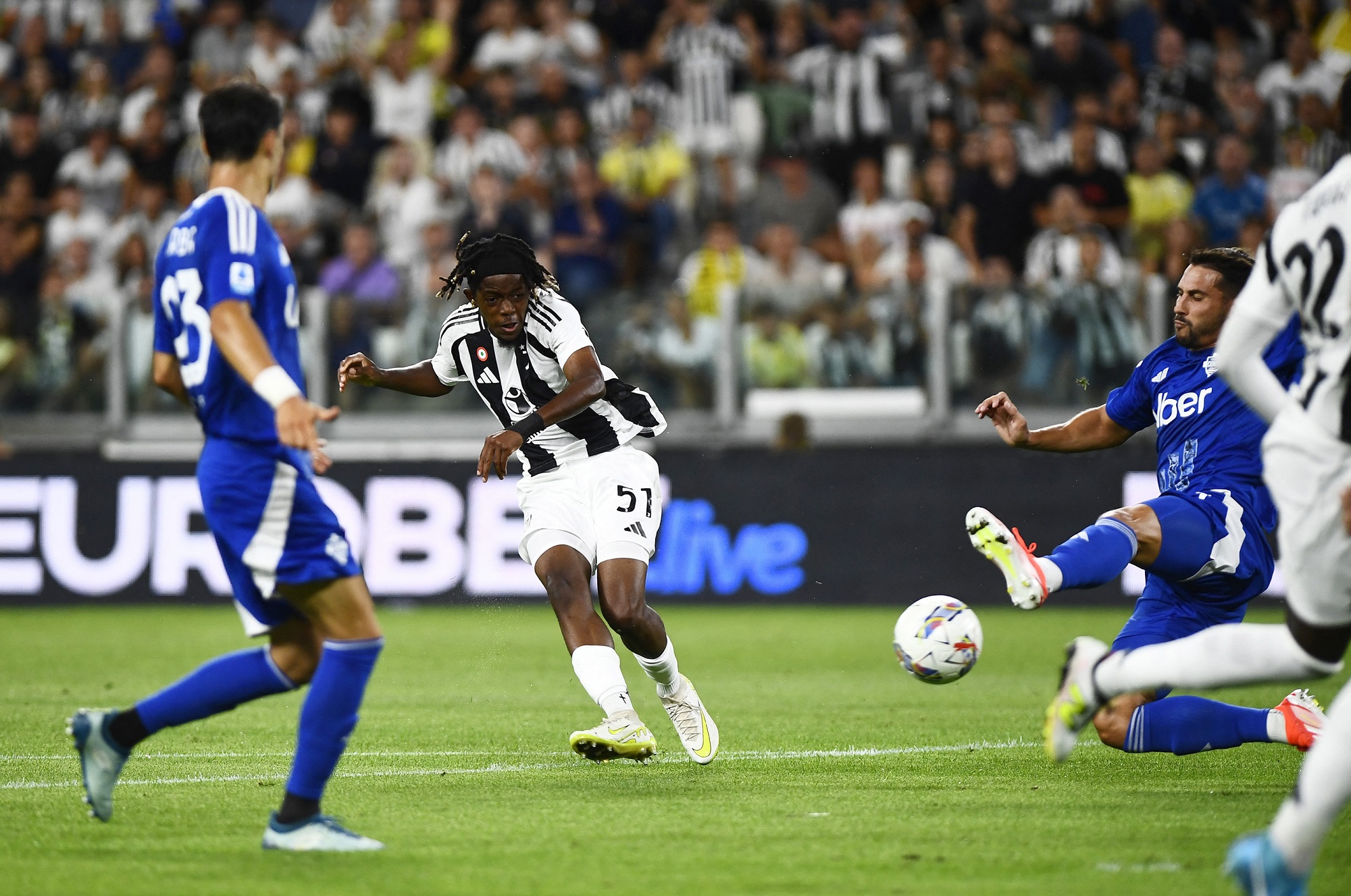 Serie A - Juventus v Como
