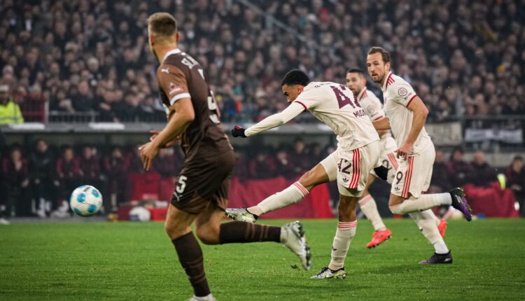 مباراة بايرن ميونخ وسانت باولي