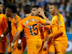 5CA8BB3C 33EF 42E4 B2E4 5185B7FC5C3F