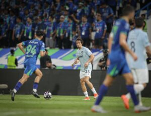 الفيحاء ضد القادسية، الفيحاء والقادسية مباشر، الدوري السعودي، دوري روشن، الكرة السعودية، يلاشوت