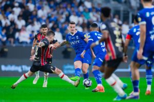 مباراة الهلال والرائد