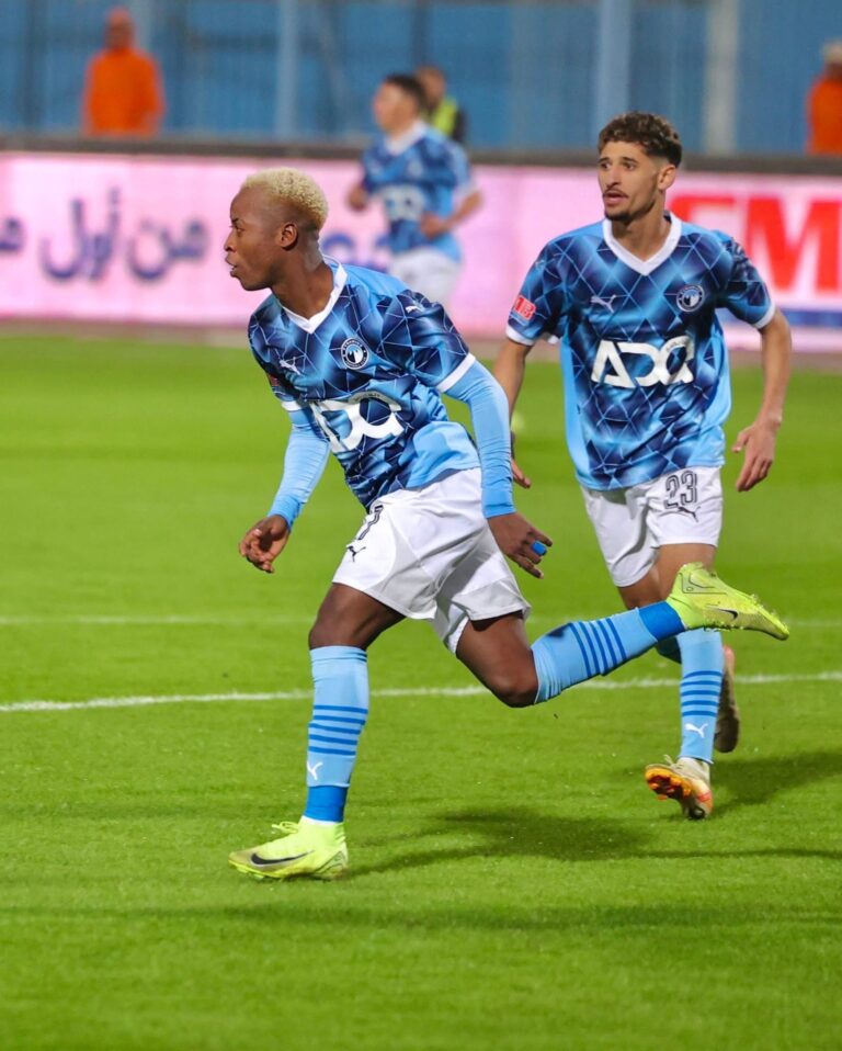 48279501 EDFC 42B8 B1EF 86C8F0389DDC