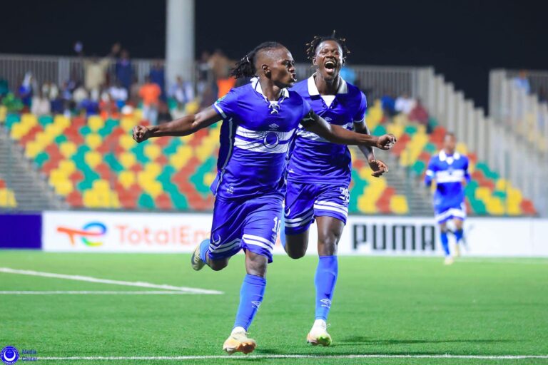 6B1AF324 11E3 49DC 9504 59E1B294689A