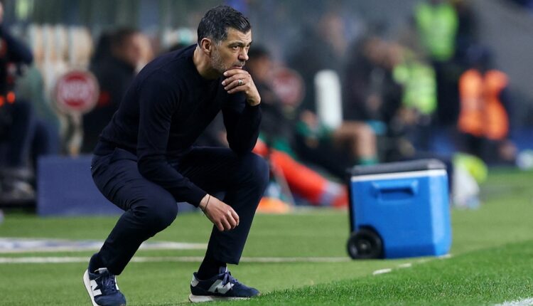 كونسيساو مدرب ميلان الإيطالي