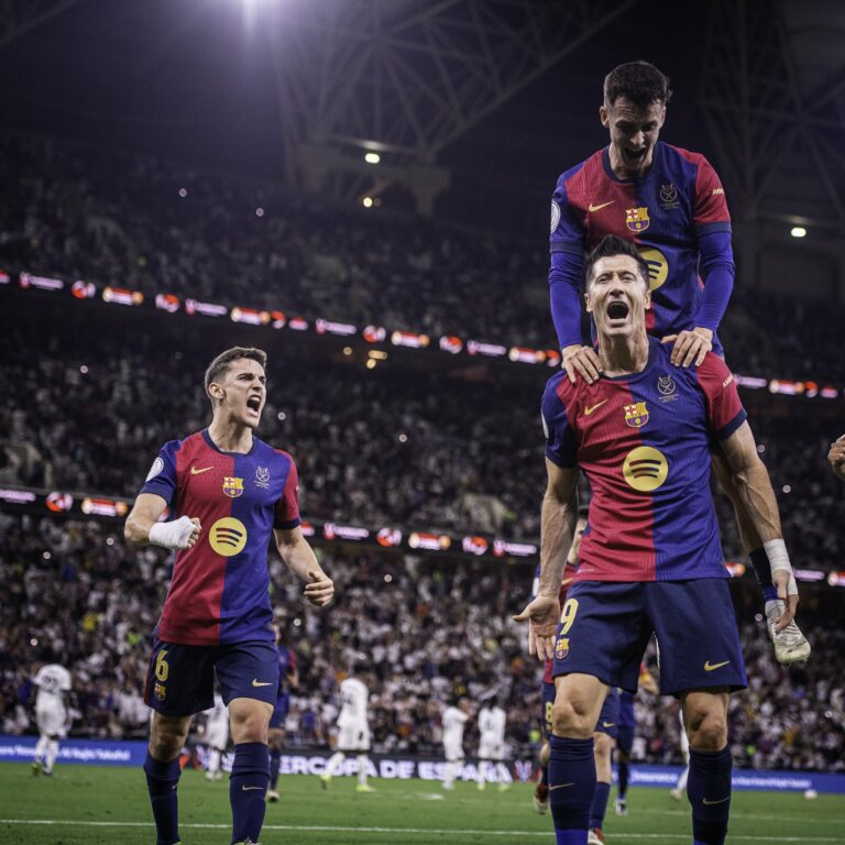 11C8DA56 14AE 4881 BD97 ABFDFB4B8168