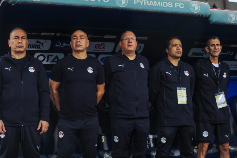 D9AEA8F0 4982 4EE1 89EC 951B40E71C4C