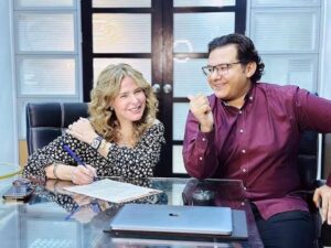 Messenger creation 3216BEEF 4064 4FBF 8039 2290D6110588