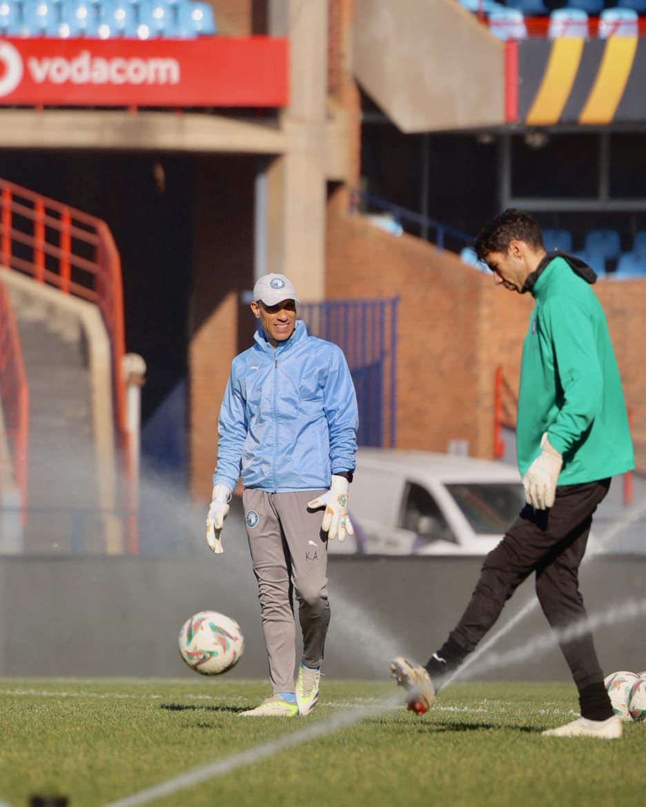 بيراميدز وصنداونز 