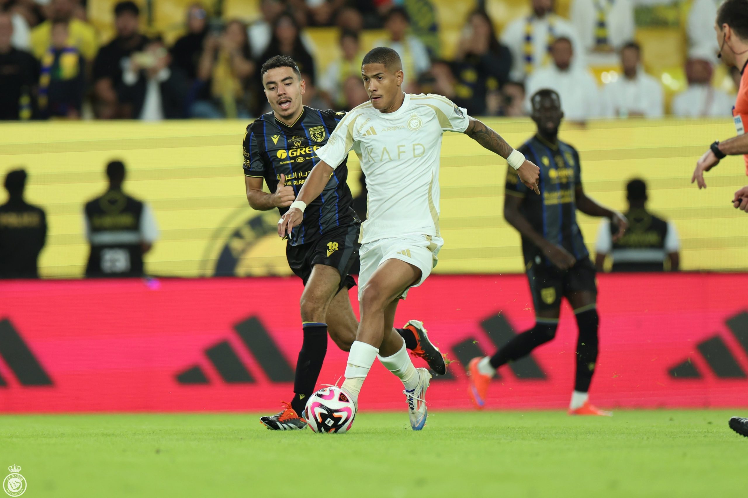 التعاون يتعادل مع الحزم في الدوري السعودي2-2..بالفيديو 2 التعاون، والحزم، اهداف التهاون والحزم، الدوري السعودي