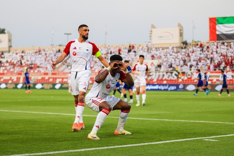 الوحدة والشارقة، الشارقة والوحدة، يلاشوت، مباشر الوحدة والشارقة، يلاشوت، كورة لايف، الامارت