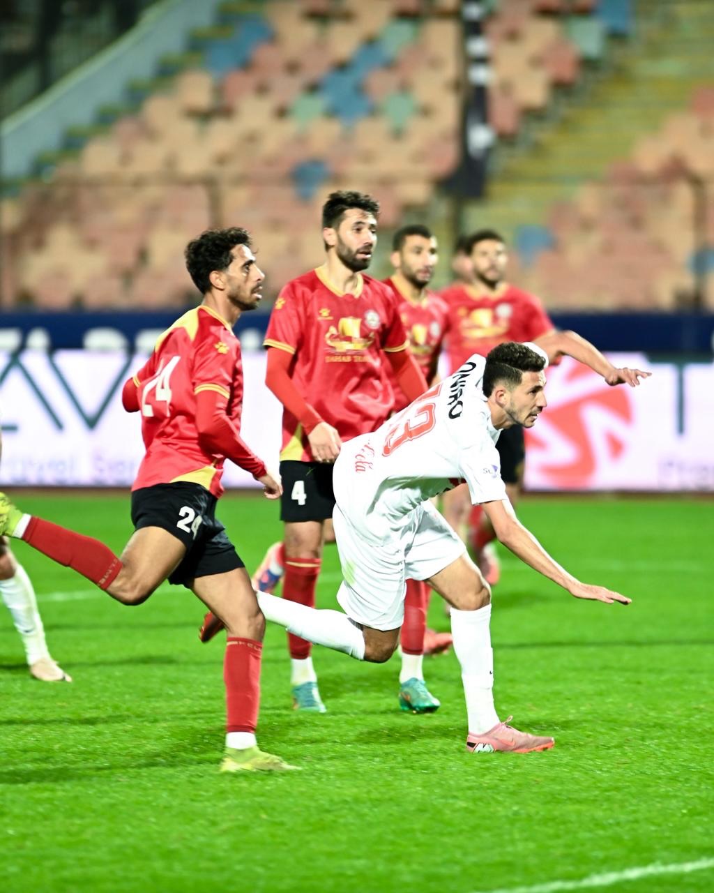 10 NEWS 105 فيديو.. الزمالك يتخطي الحرس ويحافظ على المركز 2