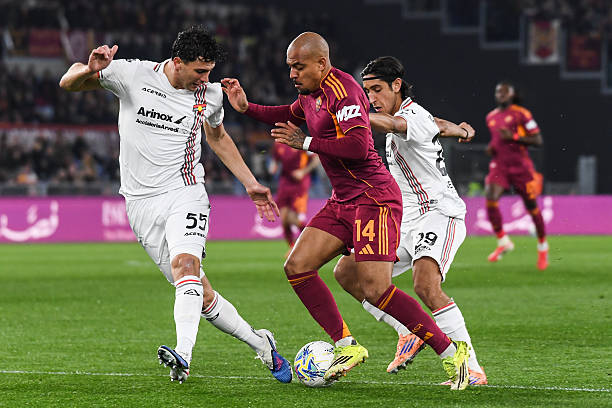 فيديو.. روما يضرب كريمونيزي بـ3 نظيفة في الدوري الايطالي 2 روما وكريمونيز، اهداف مباراة روما وكريمونيزي، الدوري الايطالي، انتر ميلان، نابولي، ميلان، روما،الدوري الايطالي، كرة قدم، رياضة