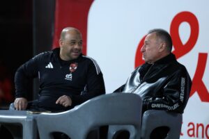 الخطيب يظهر العين الحمراء للاعبي الاهلي 1 الاهلي، الاهلي اليومن اخبار الاهلي، الخطيب، محمود الخطيب